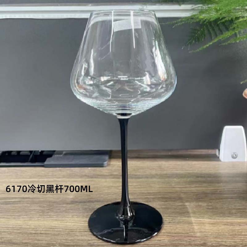 Pajarita negra y roja Copa de vino tinto de Borgoña Copa grande para el hogar Copa de cristal creativa Copa de vino de varilla roja