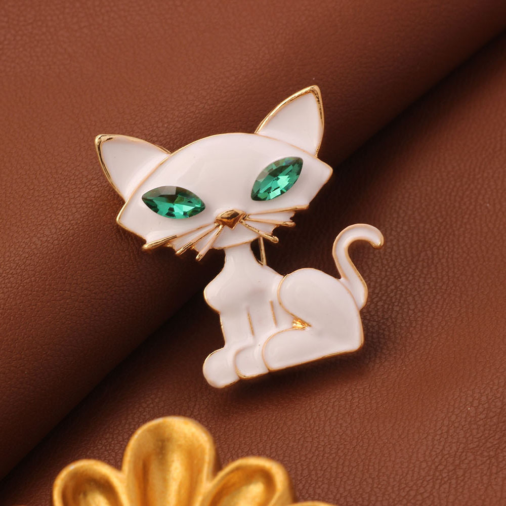 Brooch Versatile Suit Personalized Black Good White Accessories Mouse Crystal Pin Catching Cat New Style_voghion.com