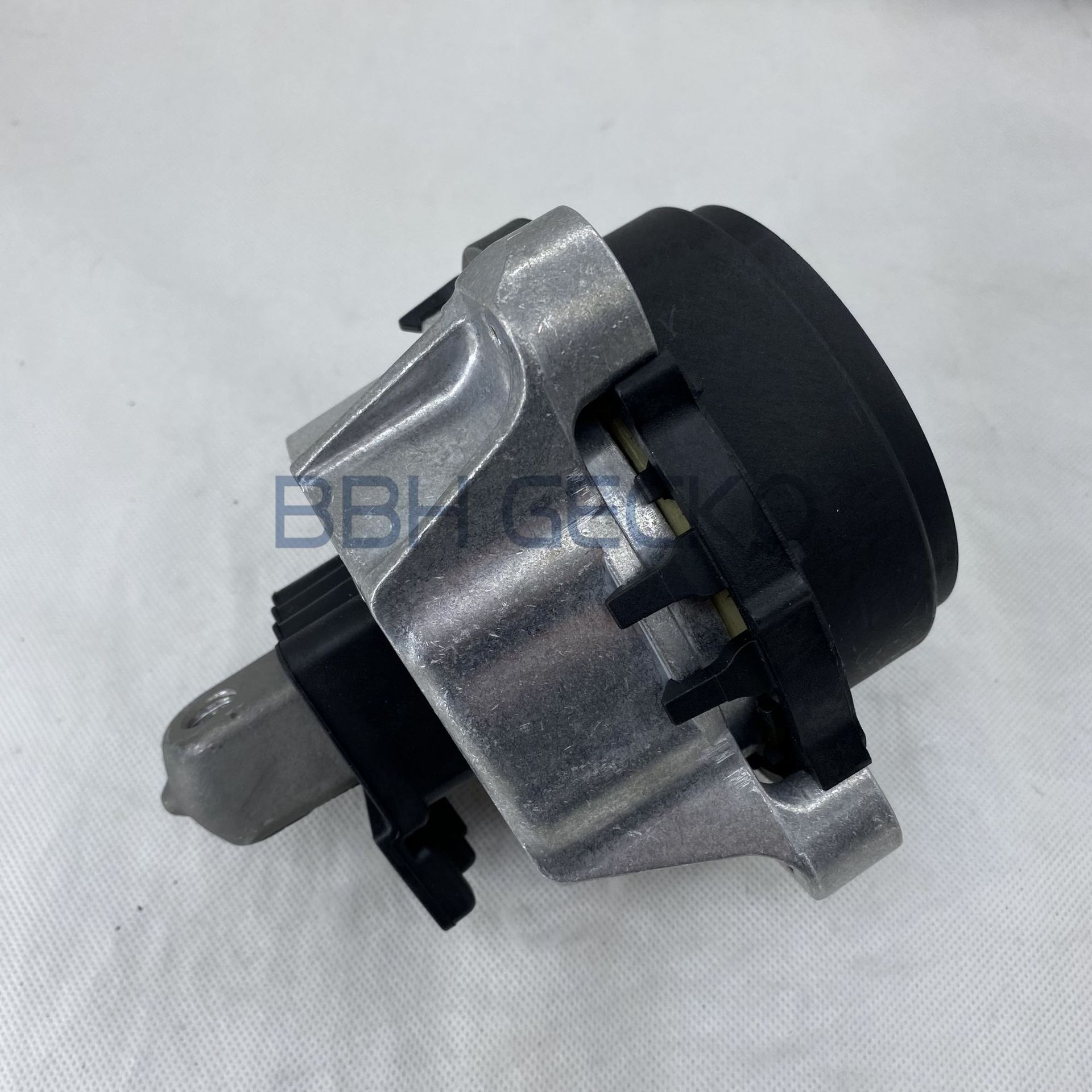 22116860463 22116860464 (5)