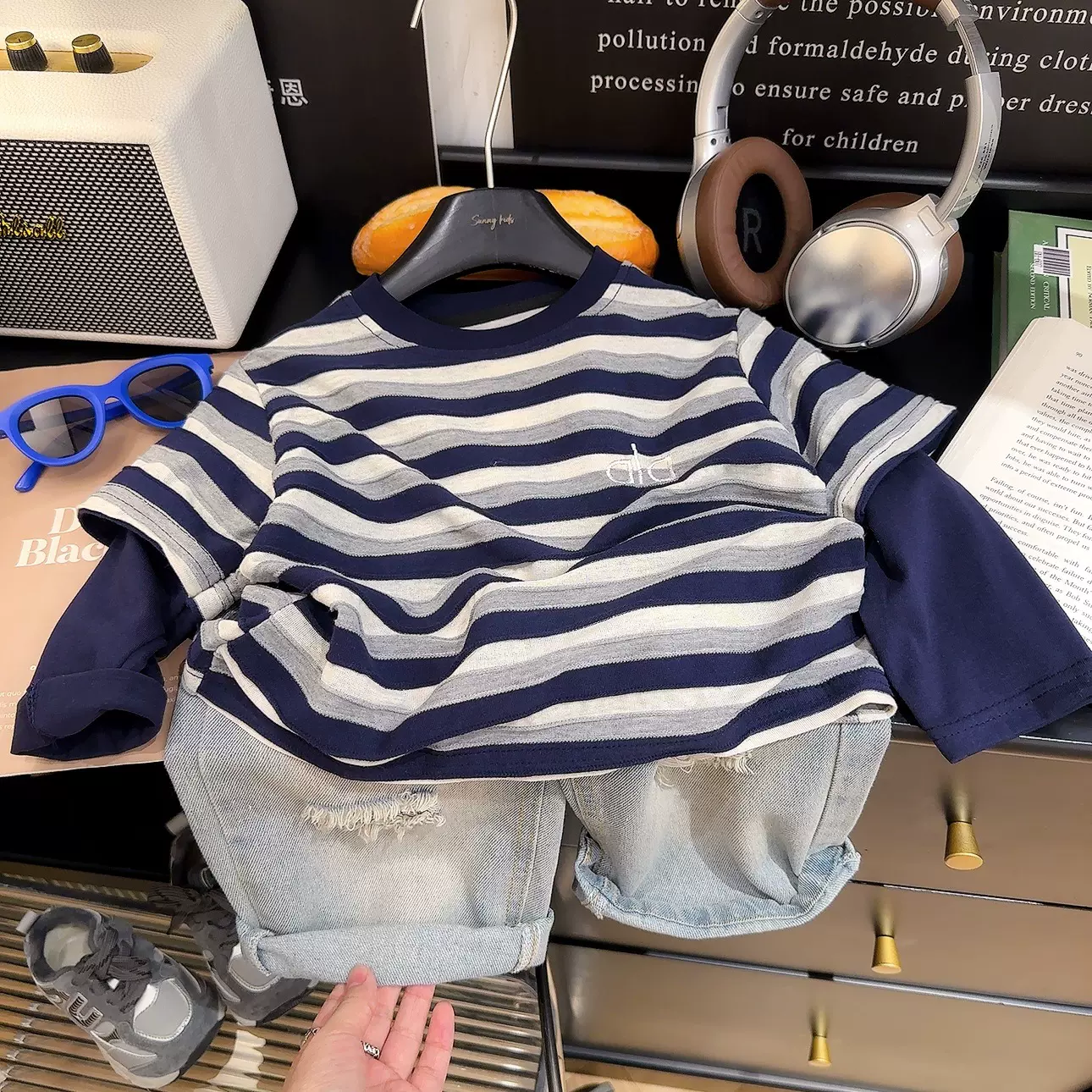 2025秋季新款长袖T恤儿童条纹假两件长袖打底衫百搭上衣春秋款男