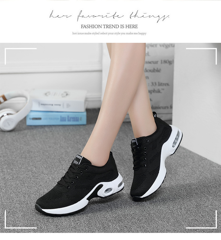 Women's Sports Solid Color Round Toe Sports Shoes display picture 4