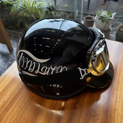 Motosiklet kaskı (dəbilqə) — Half Helmet Motorcycle Trendy Brand