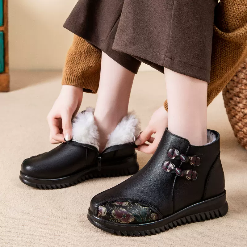 现货爆款皮毛一体妈妈鞋 冬季棉鞋防滑老人短靴 中老年女皮鞋冬鞋