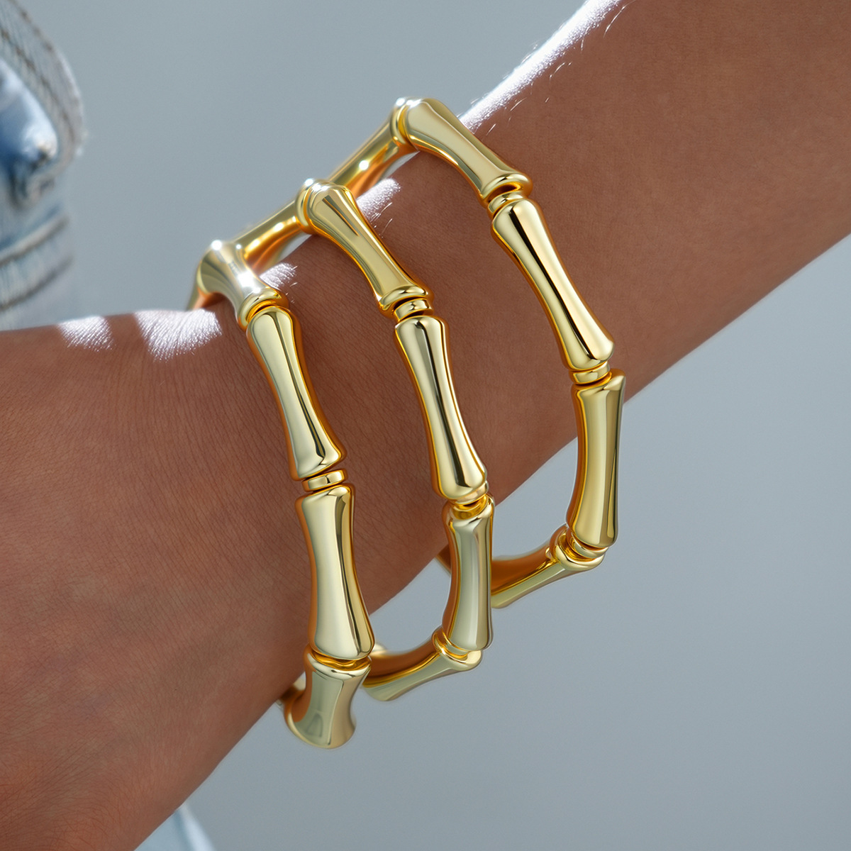 Europa y los Estados Unidos venta cruzada espejo amplio borde abierto pulsera simple personalidad exagerada pulsera de lujo suave sensación de alto nivel