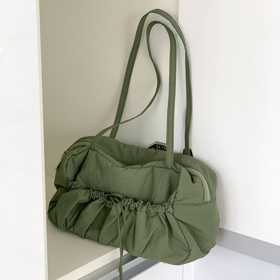 Pleated high-end underarm niche commuting tote shoulder feminine temperament, new high-capacity nylon bag, female_voghion.com
