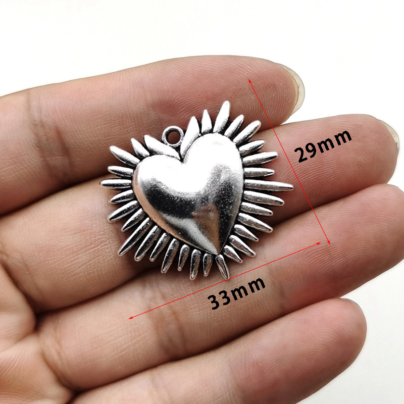 Heart Shape Pattern Plating Design 1 Piece Zinc Alloy Gold Plated Heart Shape Pendant