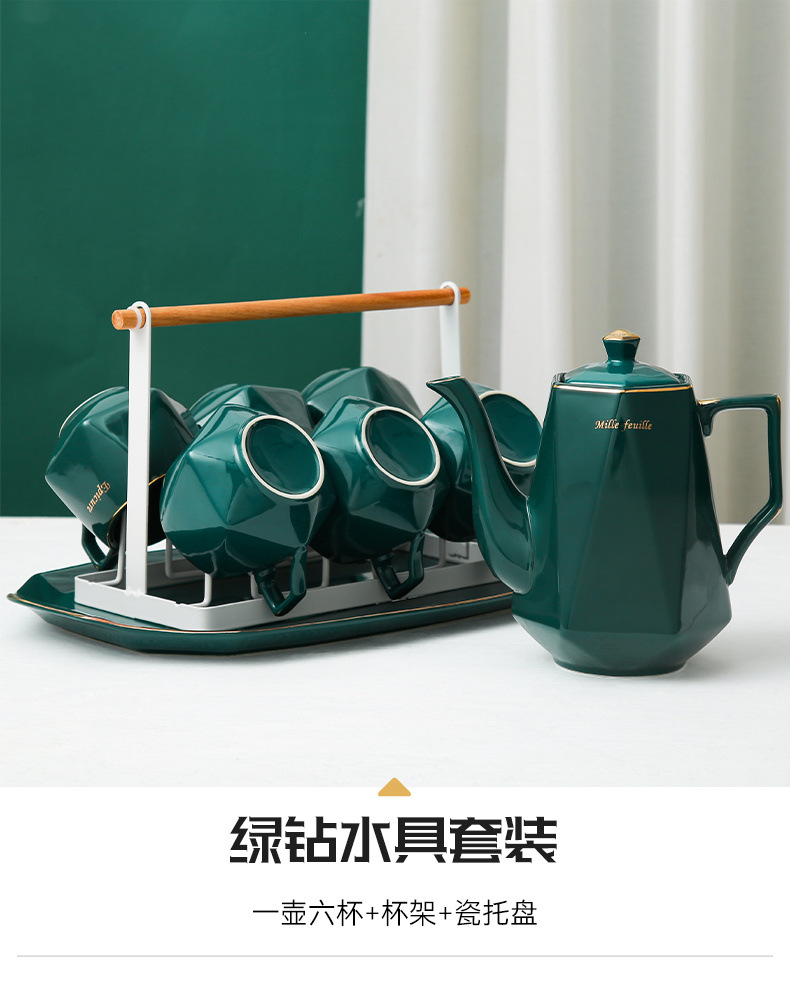 8e5299aa-674e-4f08-8dca-acba9d348582.jpe