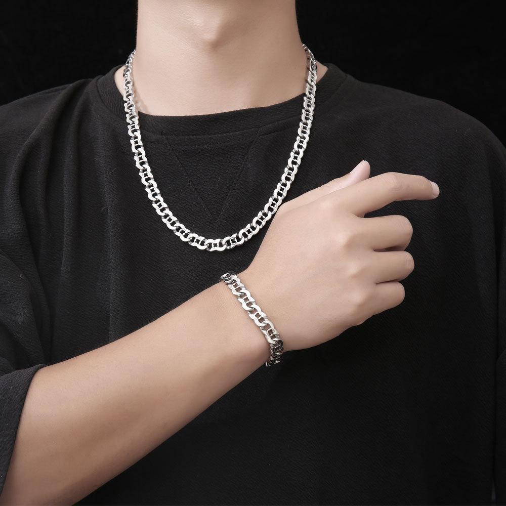 ŷ������������Ů�������� ��Լ�Ѹ����� ʮ�ֻ�����������CE054