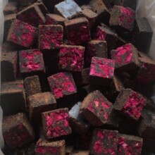 ��Ϸ��KС�K���ǿ�ζ���b�Ͻ��t���Ͻ�õ��𻨏S��ֱ�l�خa��֭