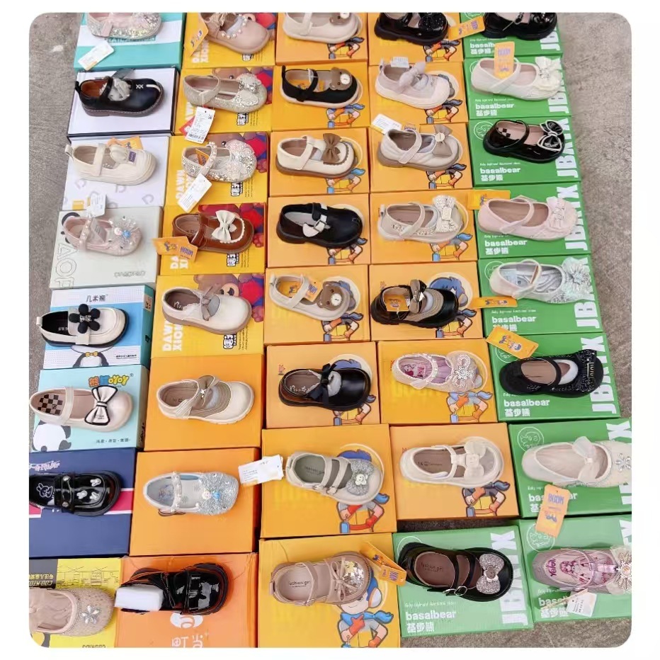 Children's shoes tail goods spring new baby soft bottom princess shoes girls xiangfeng leather shoes inventory processing foreign trade shoes