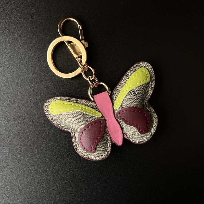 New Foreign Trade Style Colorful Butterfly Keychain Pendant with a High-End Feel, Light Luxury Women's Bag Decoration Charm New Foreign Trade Style Colorful Butterfly Keychain Pendant with a High-End Feel, Light Luxury Women's Bag Decoration Charm
