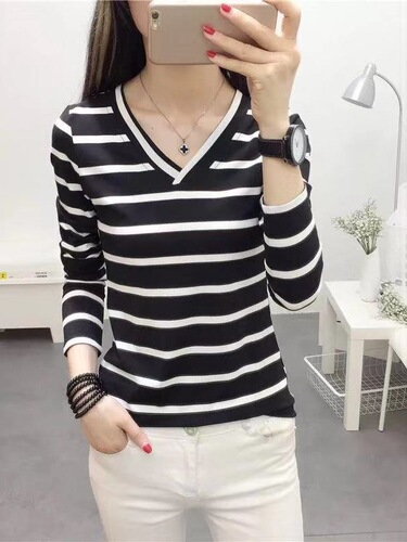2025 spring new large-size all-matching bottoming shirt, women's T-shirt, loose Korean striped collar, women's dress
