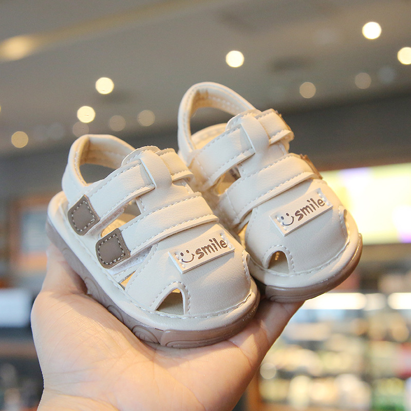 Summer New Style Baby Boy Sandals, Non-Slip Soft Sole Toddler Shoes, Closed-Toe Boys' Shoes, Beach Children's Versatile Squeaky Shoes