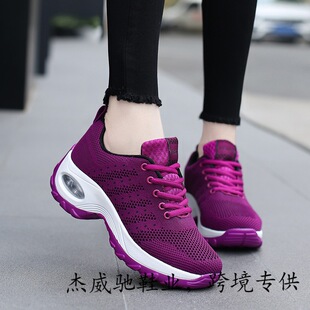 �羳؛Դ��|�w��͸���\��Ь�r�аٴ����eЬ�����@�ݵ͎�ŮЬ