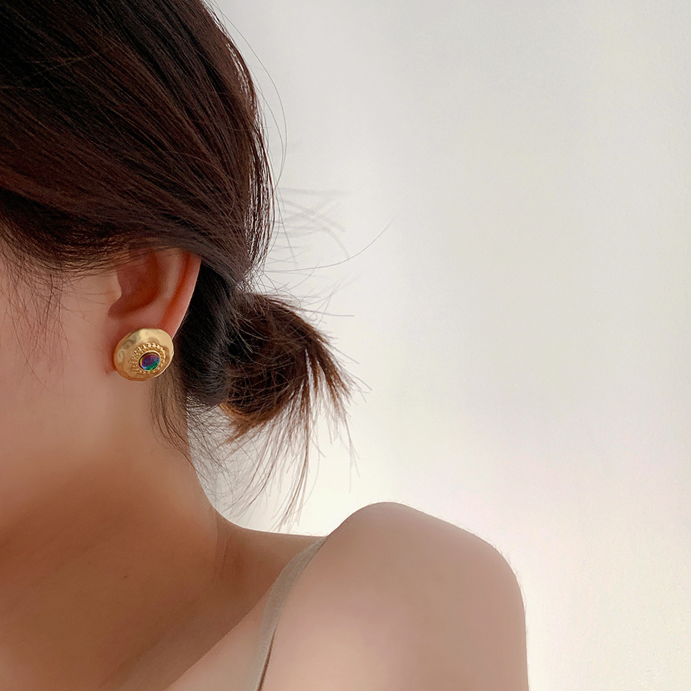 French Style Round Copper Plating Inlay Artificial Gemstones Artificial Pearls Ear Studs 1 Pair