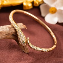 �W���羳��Ʒ�r���p�������_���ʯ���CŮС���߼��н�ɫ���C���l