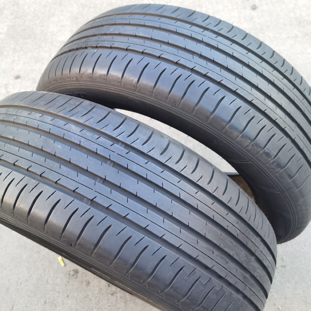 Dunlop Tires 235/55R20 102V Maxx050 Are Suitable for Murano, Cadillac, and Lexus