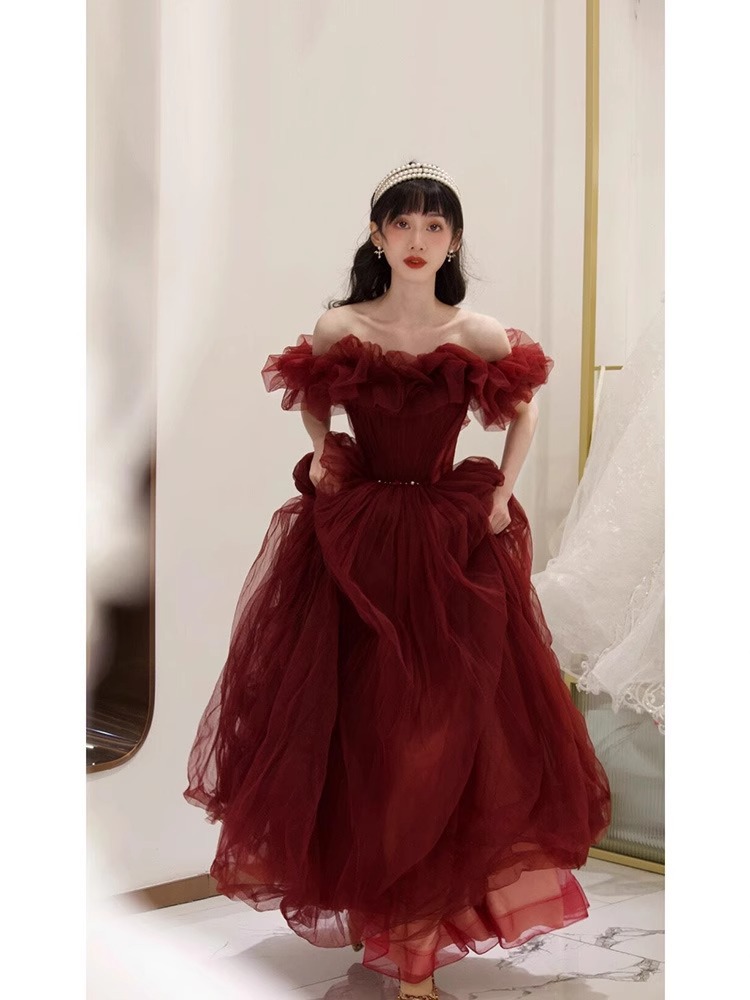 2026 New Style Off-Shoulder Elegant Red Wedding Dress, High-Quality Evening Gown Women For Annual Party, Autumn/Winter_ecoleips.com