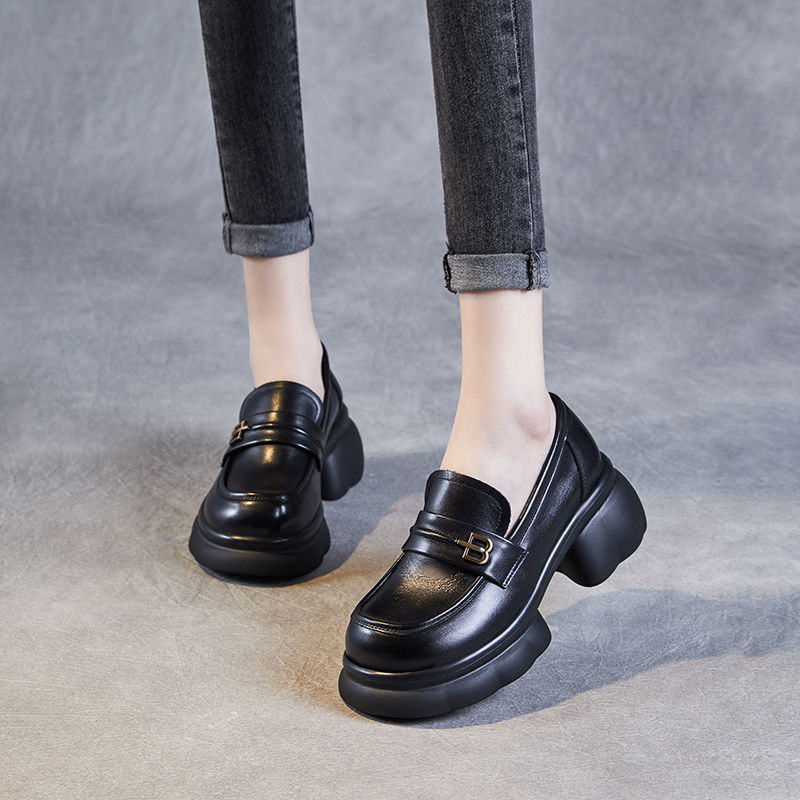 2024 primavera nuevo tipo de zapatos de cuero suave con suela gruesa Lefour zapatos de altura de mujer zapatos de cuero suave con suela gruesa muffin zapatos de mujer