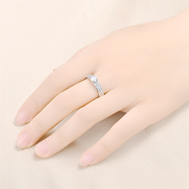Real Gold Plated Plating Material Zircon Inlay Material Real Gold Plated 201 Stainless Steel PVD Coated Zircon Round Waterproof Non Tarnish Romantic Shiny Rings For Women'S