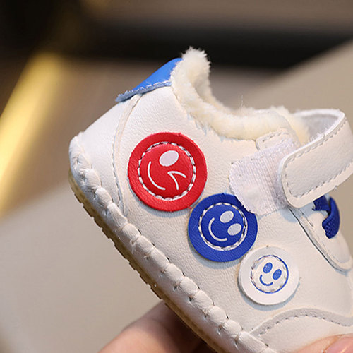 Winter 0-6-12 months baby walking shoes soft soles one-year-old infants cartoon padded cotton shoes