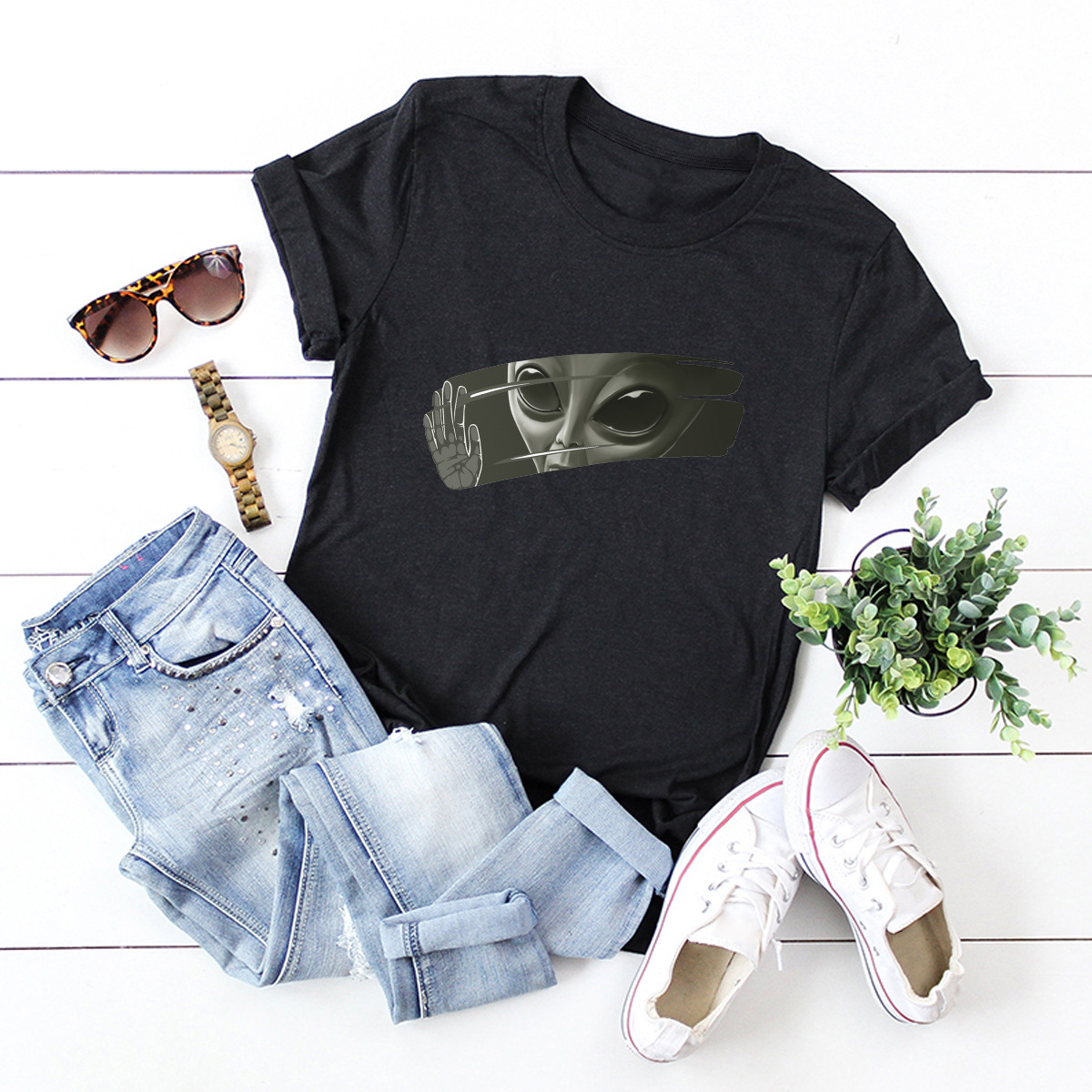 Popular Alien Pattern Female T-Shirt NSSN30850