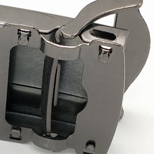 Toothless buckle men's belt iron buckle men's automatic toothless and porous iron pattern random factory direct sale
