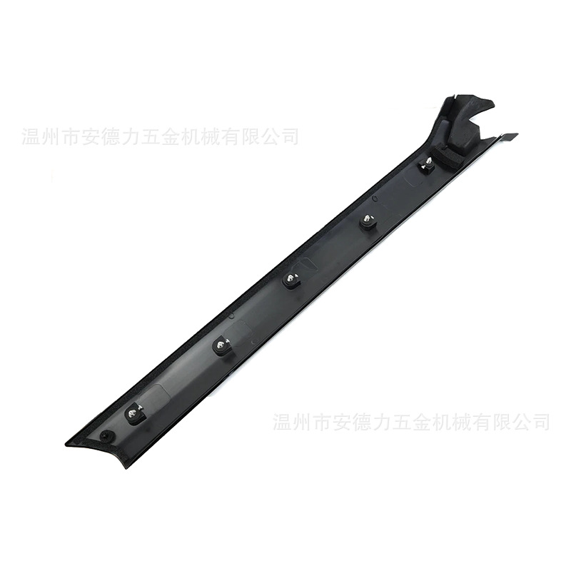 Applicable to 2005-2016 Land Rover Discovery 3 4 A-Pillar Windshield Trim Strip Lr046853 Lr046851