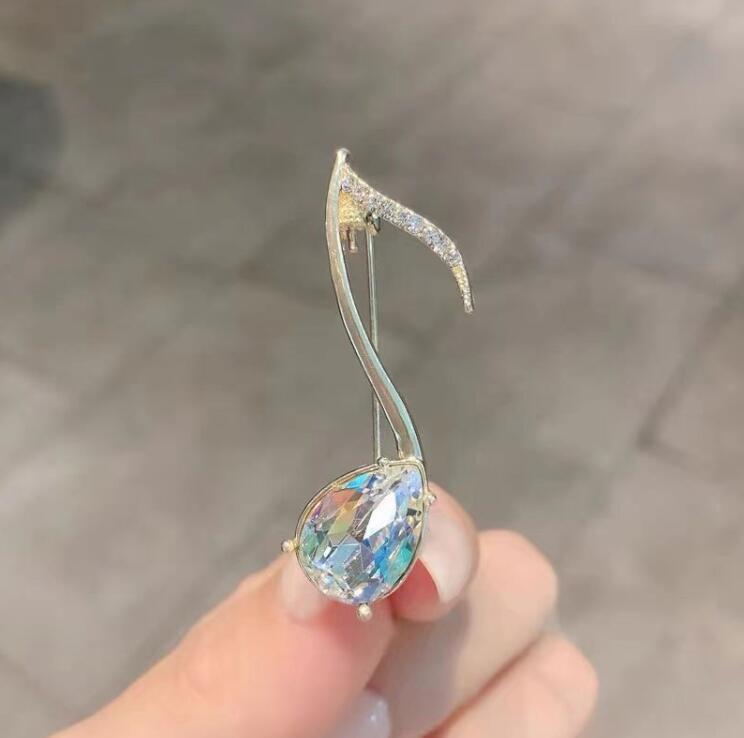 Artistic musical note brooch fashion luxury creative musical note corsage clothes fixed buckle accessories female music symbol Artistic musical note brooch fashion luxury creative musical note corsage clothes fixed buckle accessories female music symbol