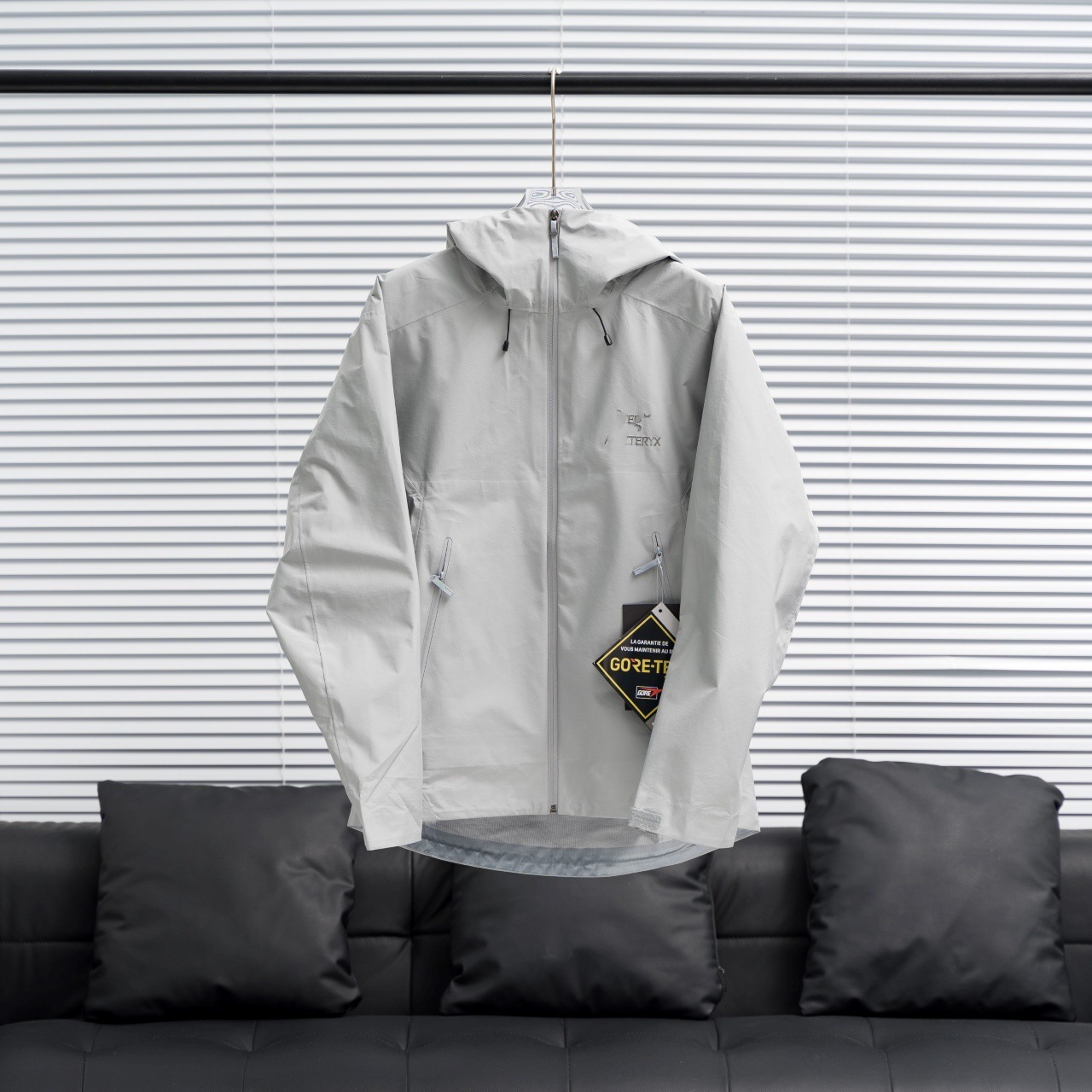 Transfronterizo suministro directo de LT Bird 's home con el mismo tipo de chaqueta de asalto masculina y femenina al aire libre impermeable abrigo de cáscara suave