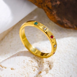 项链;手链;耳钉