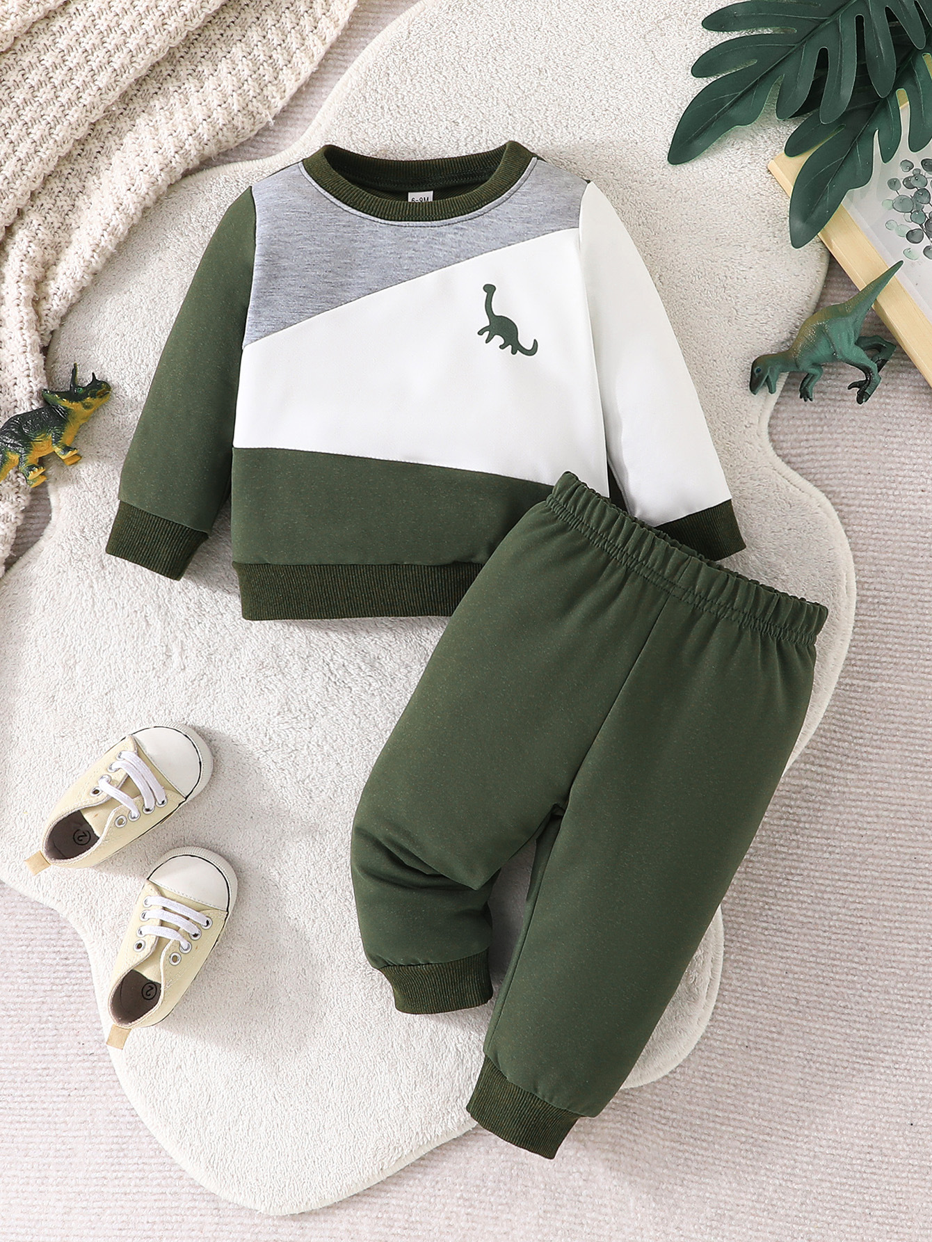 Baby Boy Dinosaur Patchwork Sweatshirt And Trousers Set Autumn_voghion.com