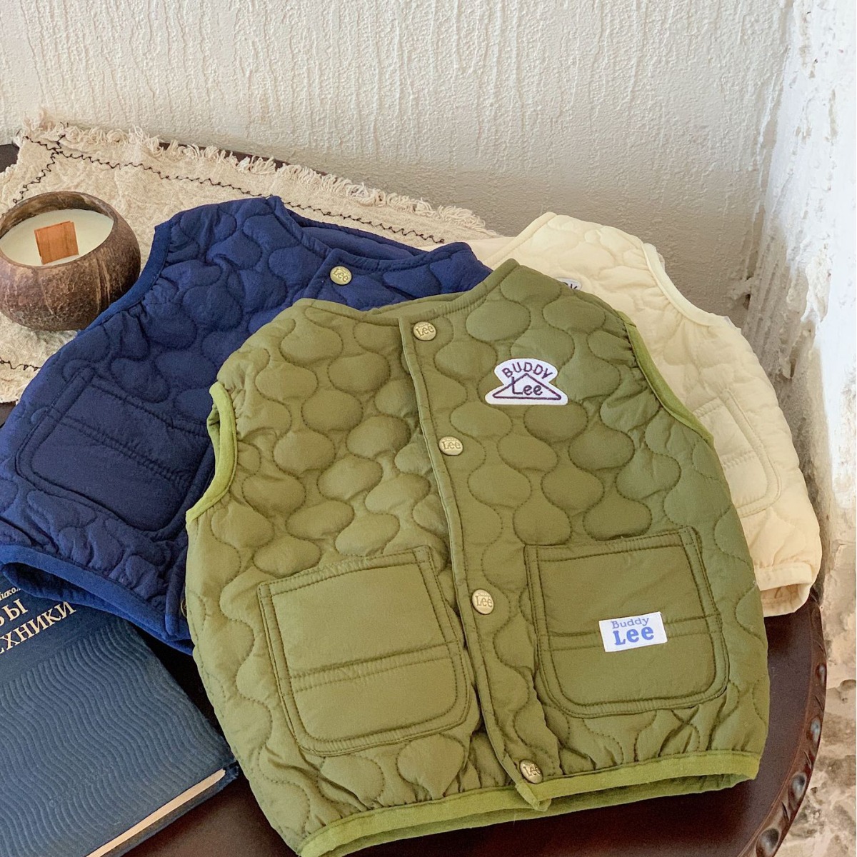 2023 INVIERNO DE LOS NIÑOS abajo algodón chaleco niñas engrosada chaleco japonés niños de invierno abrigo en stock
