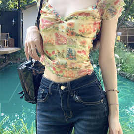 法式油画感小碎花V领网纱上衣女夏季多巴胺色系修身显瘦纯欲上衣