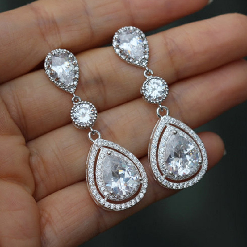 1 Paire Style Vintage Brillant Les Gouttelettes D'Eau Incruster Le Cuivre Zircon Boucles D'oreilles display picture 2