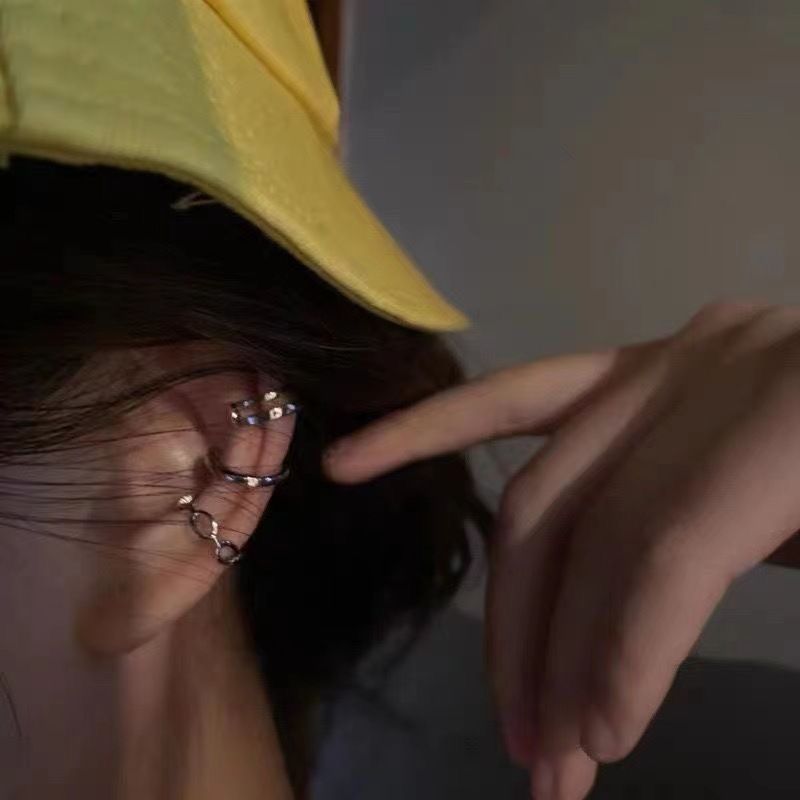 Pendientes al por mayor transfronterizos puestos del mercado nocturno Pendientes de origen empresarial Pendientes de borla de temperamento de todo fósforo público Pendientes coreanos