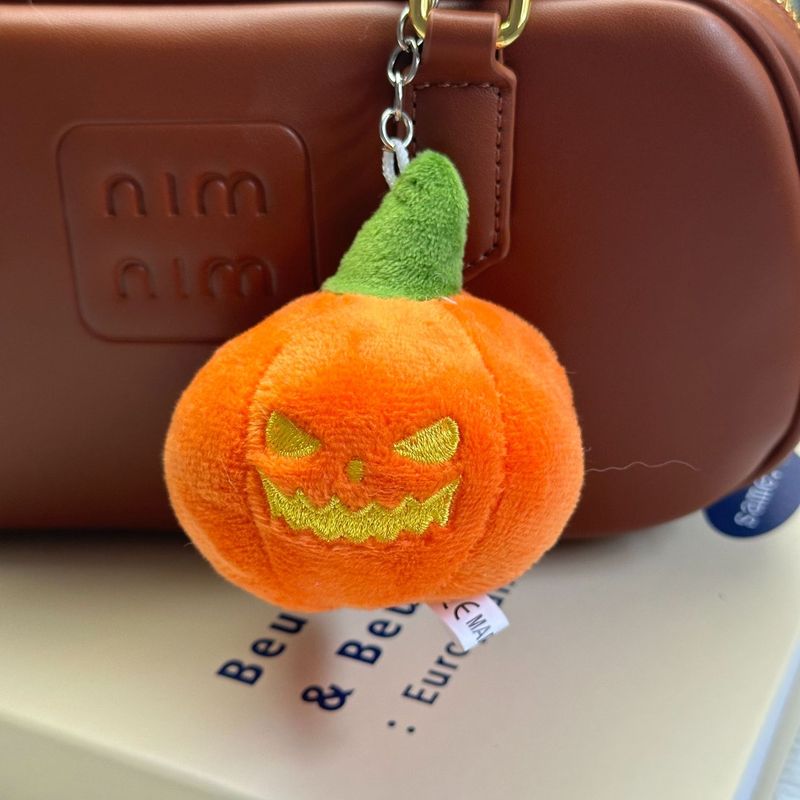 在庫あり面白いハロウィンカボチャぬいぐるみ小さなカボチャぬいぐるみペンダントキーホルダー人形卸売|undefined