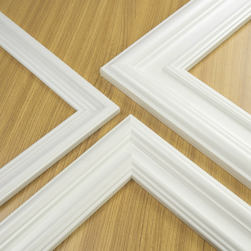 Молдинг из массива дерева, отделка из белого лакированного дерева, декоративный молдинг для стен, оптовая продажа, декоративный молдинг для фоновых стен в европейском стиле.