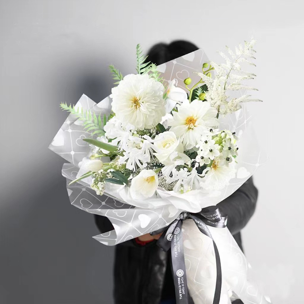 Li Zhi Ran Día de San Valentín nuevo amor lanzamiento de película de gelatina transparente impermeable papel de embalaje de flores papel de niebla