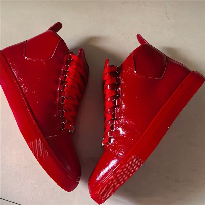 Patent Leather High-Top Men's Shoes, Red Shiny Round-Toe Lace-Up Shoes, Wear-Resistant Outdoor Running Casual Shoes, Small Order Quick Purchase