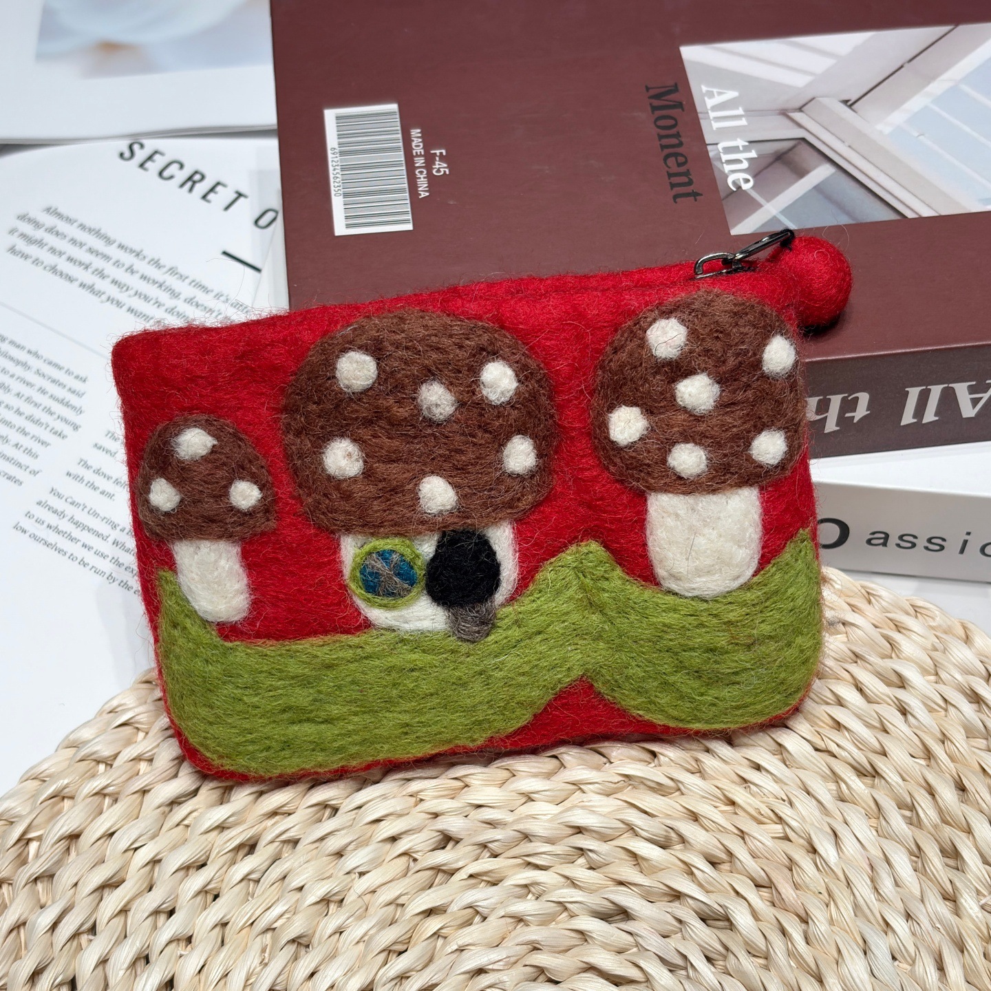 버섯집 - 빨간색 바닥 동전 지갑