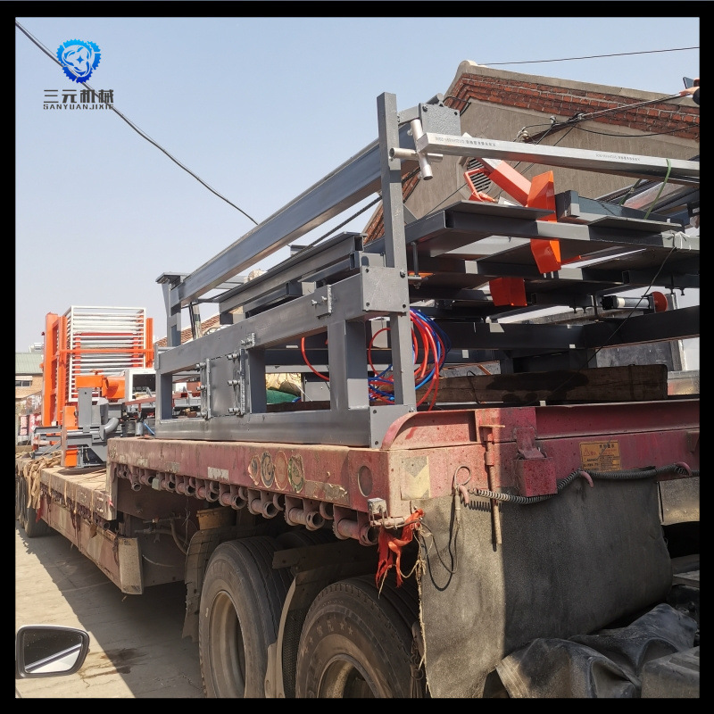 全自动玻镁板全自动四边锯 数控调节门套板四边切割锯 红外线定位