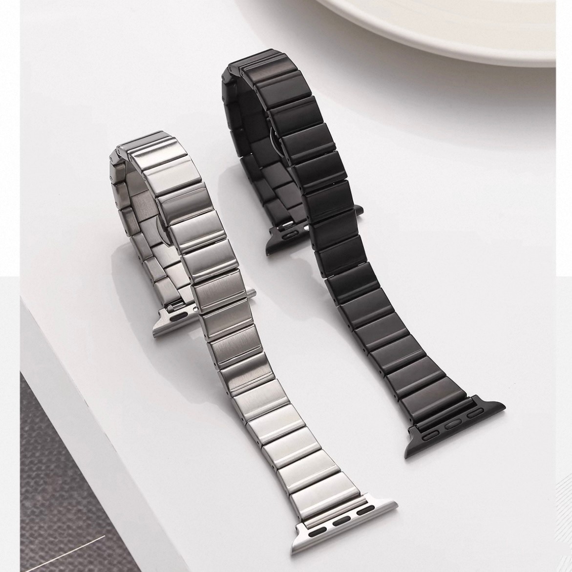 Suitable for Apple Watch S10 Strap iWatch 9 Generation Women's Metal Applewatch Summer Small Waist Steel Strap