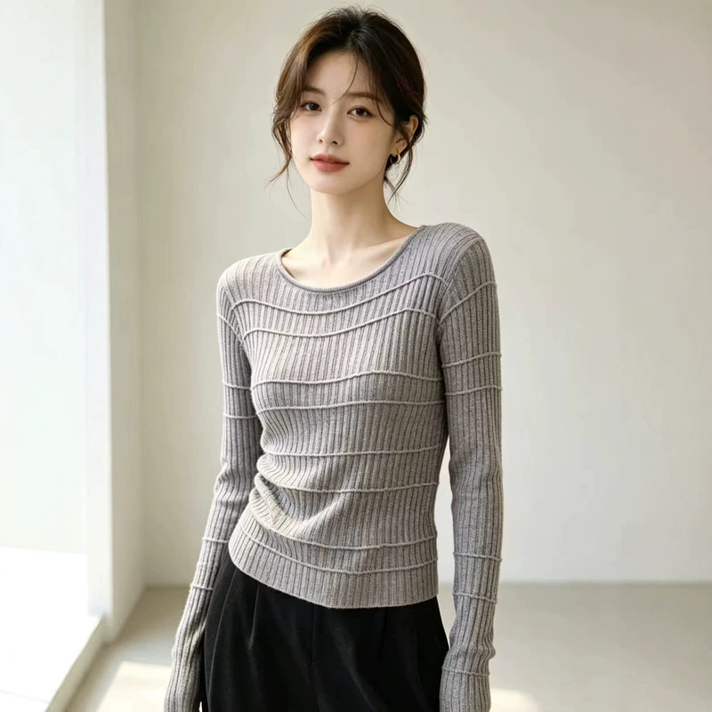 Early autumn thin soft skin-friendly layered texture round-neck solid color long-sleeve slim-fit commuter knit base shirt for women