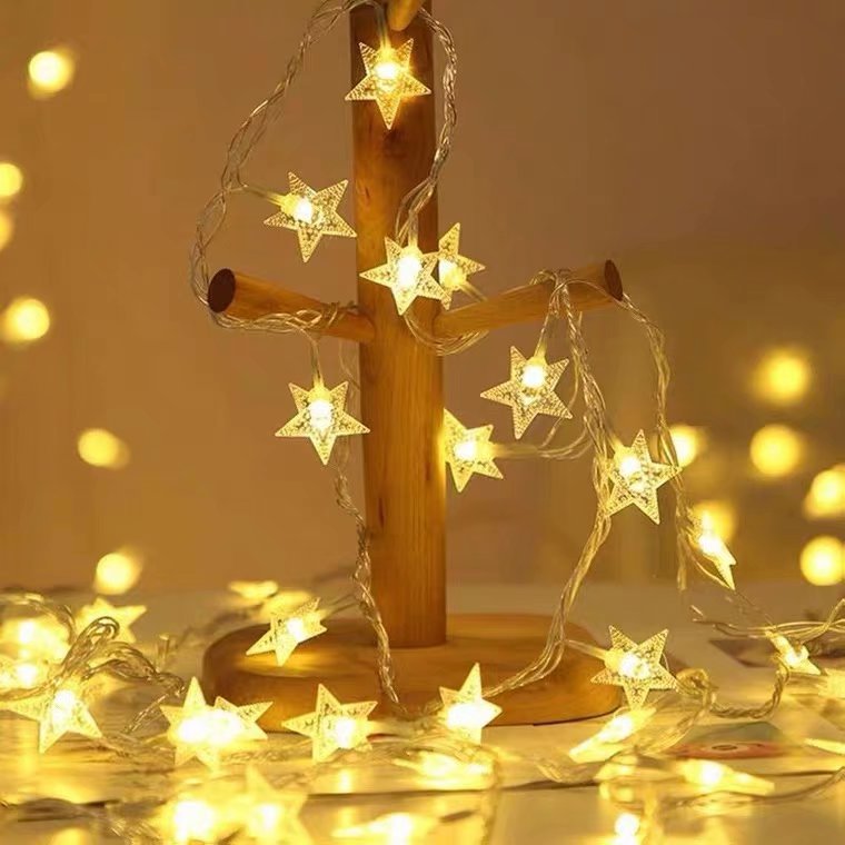 Fábrica al por mayor cadena de luz LED estrella de cinco puntas color Cadena de luz caja de batería USB Decoración de la habitación de Navidad brillo