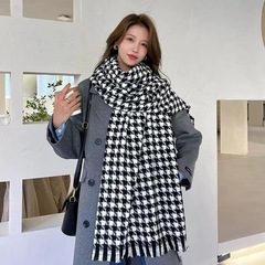 2025新款围巾女秋冬氛围感韩系纯色千鸟格美拉德围脖仿羊绒卡通