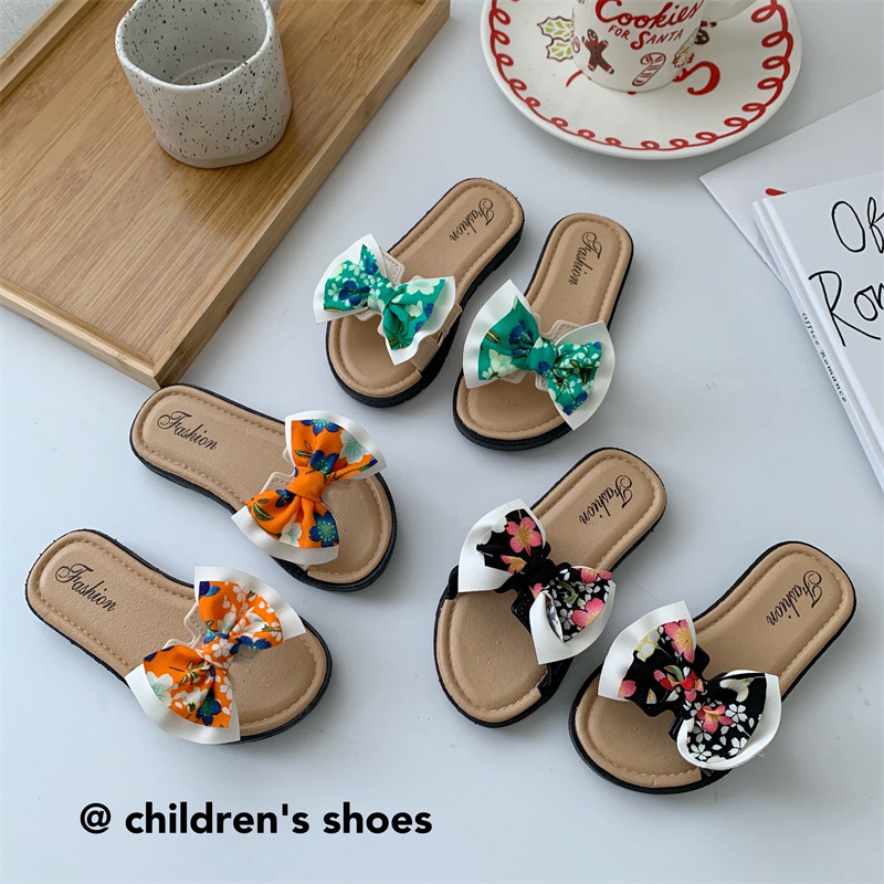 New girls' slippers for home and outside...