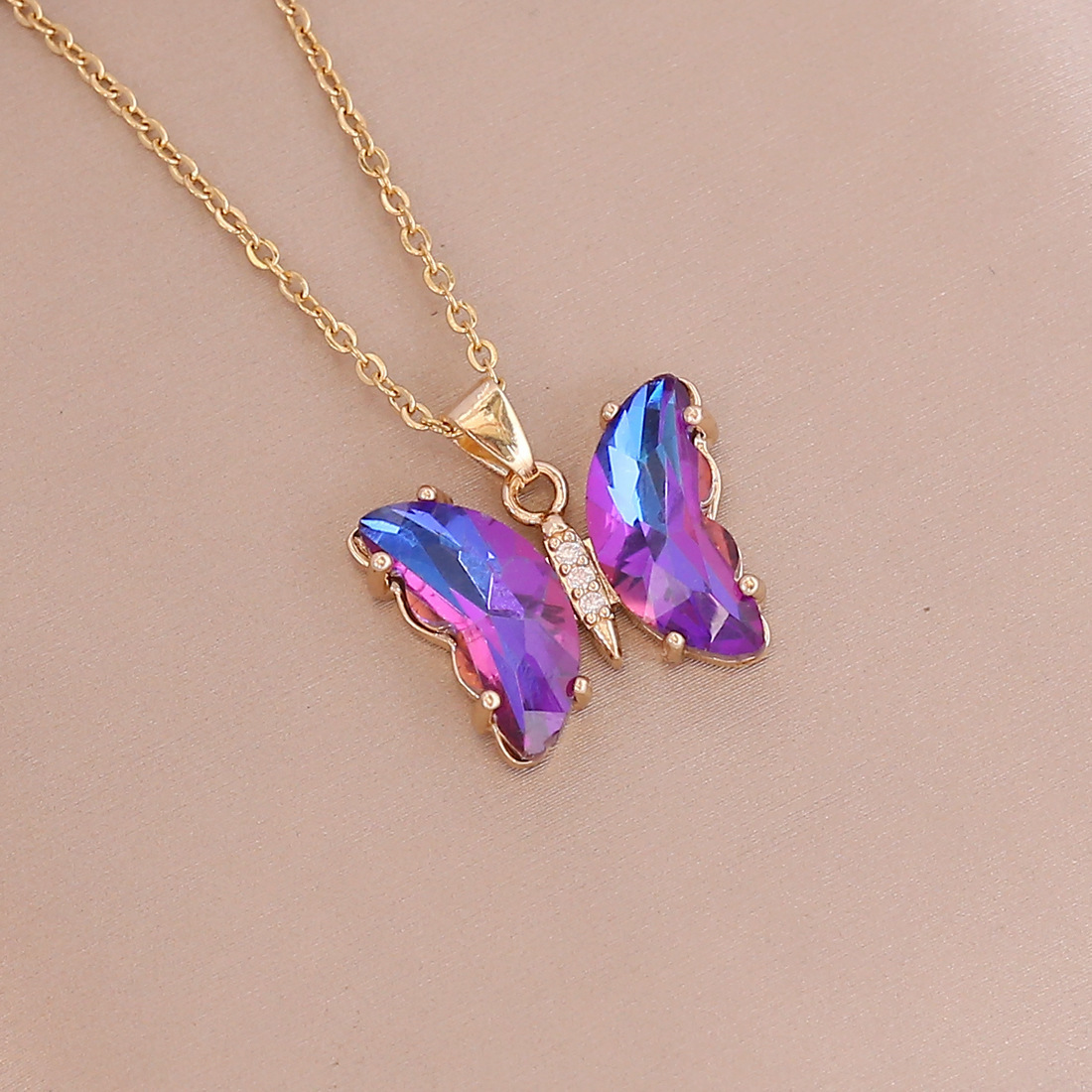 Simple Style Butterfly Alloy Inlay Zircon Women's Pendant Necklace display picture 1