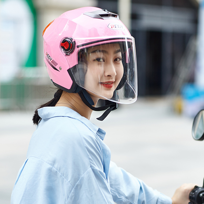 국경 3C 인증 오토바이 헬멧 할리 가을과 겨울 사계절 보편적 인 남녀 HD 자외선 차단제 전기 자동차 헬멧