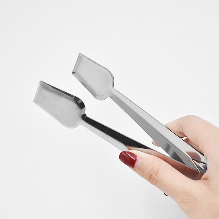 Small ice cubes stainless steel